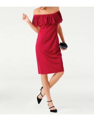 Šaty Carmen s čipkou Ashley Brooke, červená