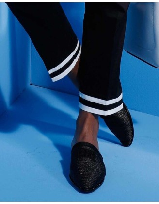 Nohavice s kontrastným lemovaním Création L, čierne
