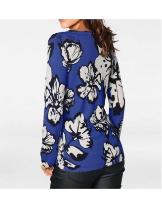 Jemný pletený sveter s kvetinovou potlačou Heine, modro-biela