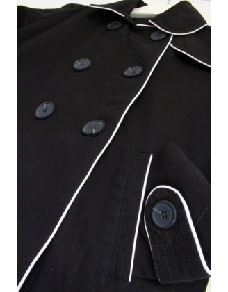 Dámsky krátky kabátik s kontrastným lemovaním