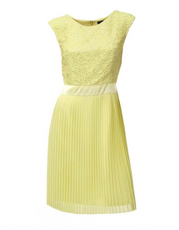 Čipkované šaty s plisovanou sukňou Ashley Brooke, vanilková