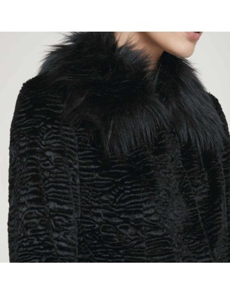 Ashley Brooke kabát z umelej kožušiny, čierna