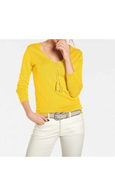 Jemný pletený sveter so strapcami, žltá